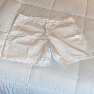 Gap shorts, 12